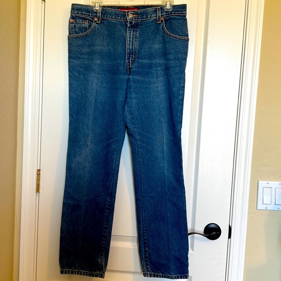Noemi | Classic Relaxed Jeans